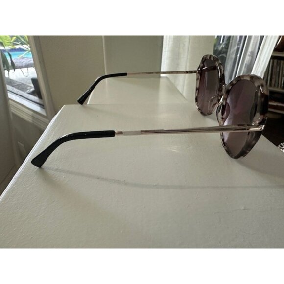 Keo Kimber Womens RX'able Sunglasses 661420133 Tortoise Gray 56-17.5-140 SCUFFS - Picture 6 of 14